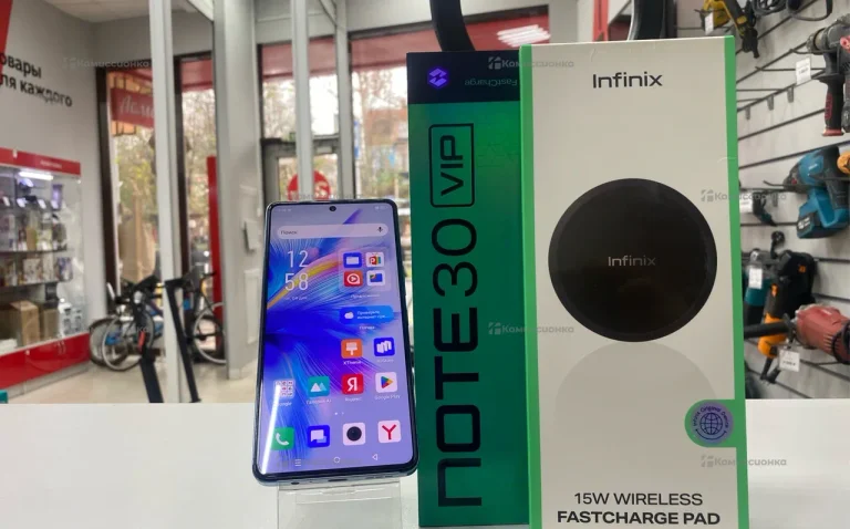 Infinix Note 30 VIP 12/256 ГБ