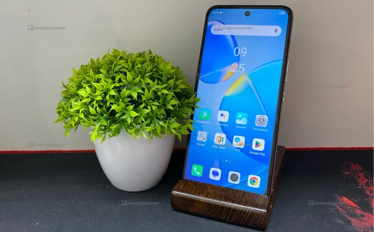 Infinix Hot 12 Play 4/64 ГБ