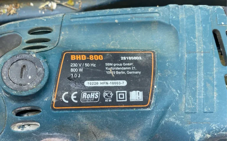 Перфоратор Bort BHD-800N