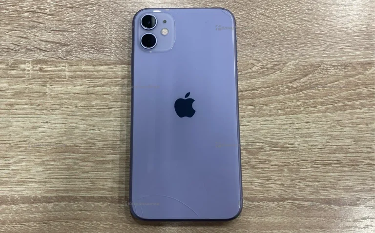 Apple iPhone 11 64 ГБ.