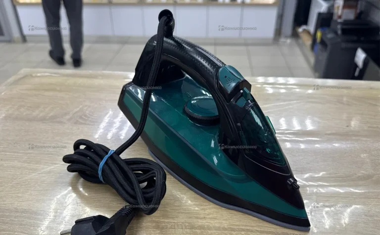 Утюг Hyundai SIO1124