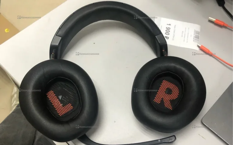 Наушники JBL Quantum 610