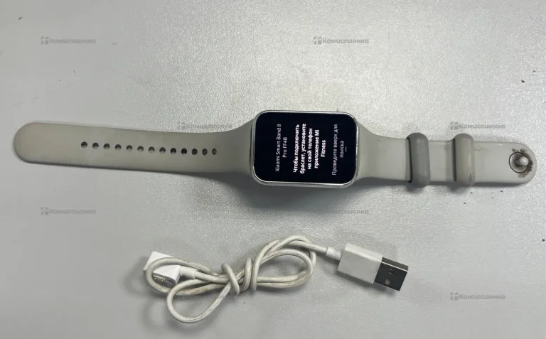 Часы  xiaomi smart band 8 pro