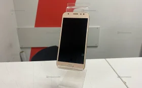 Samsung Galaxy J3 (2017) 2/16 ГБ