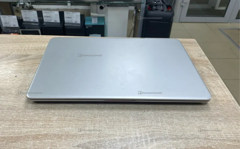 Ноутбук  Maibenben Maibook M