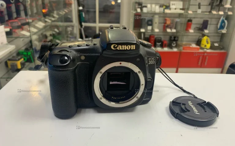 Фотоаппарат  canon EOS 20D