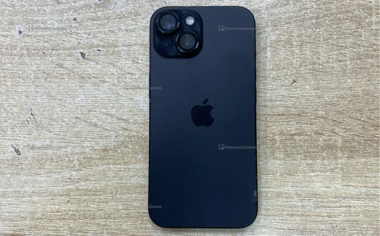 Apple iPhone 15 6/128 ГБ