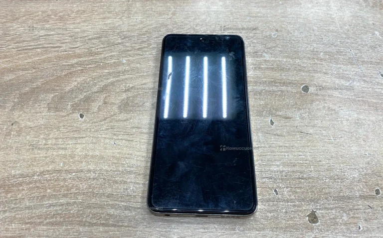 Infinix Hot 40i 4/128 ГБ Sim лоток