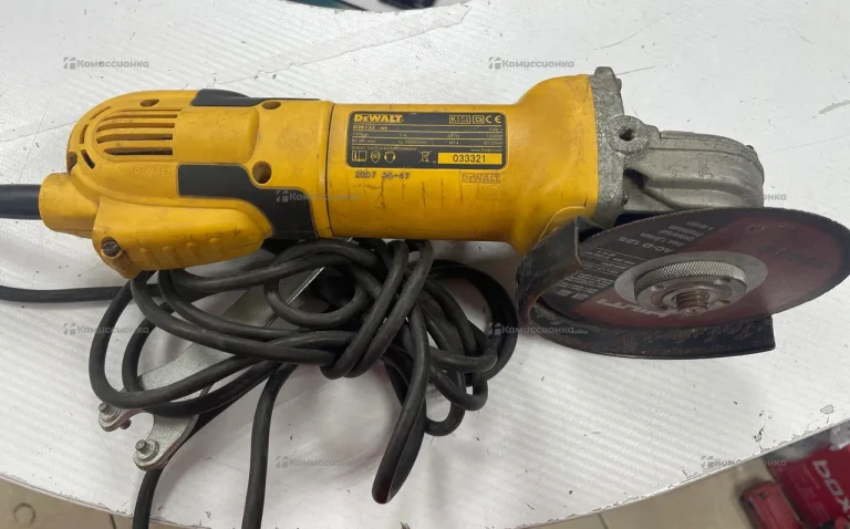 УШМ dewalt D28133