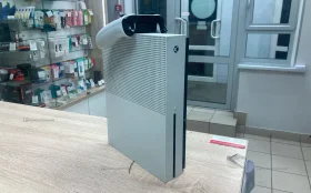 Приставка Xbox One S 1 ТБ
