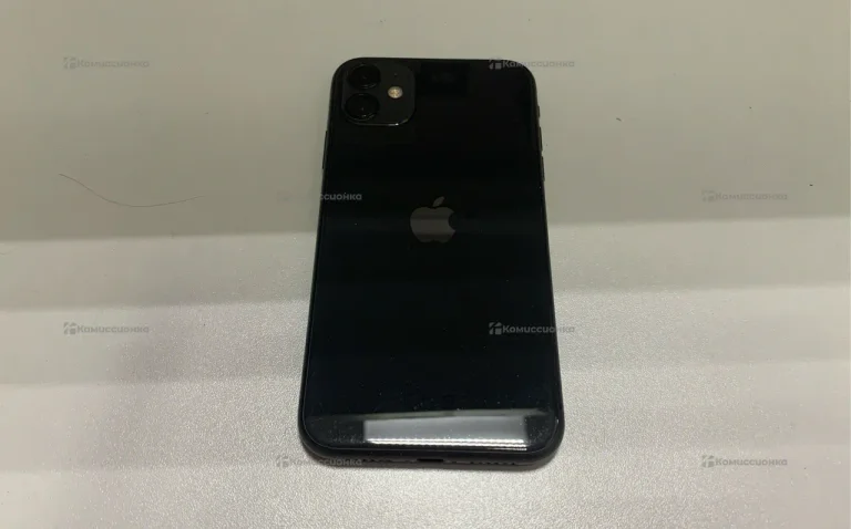 Apple iPhone 11 4/64 ГБ