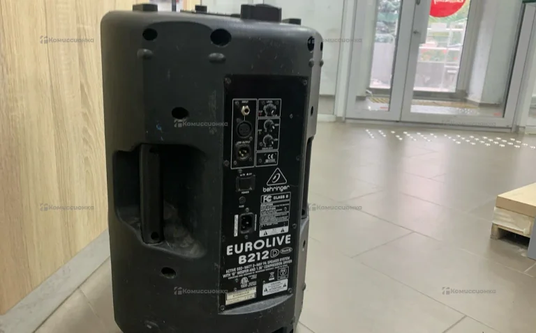 Колонка Behringer eurolive b212d