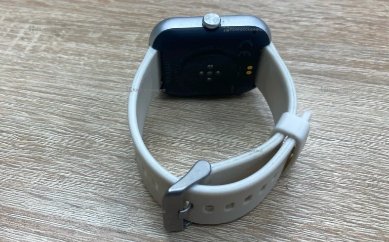 Часы  Infinix watch 1