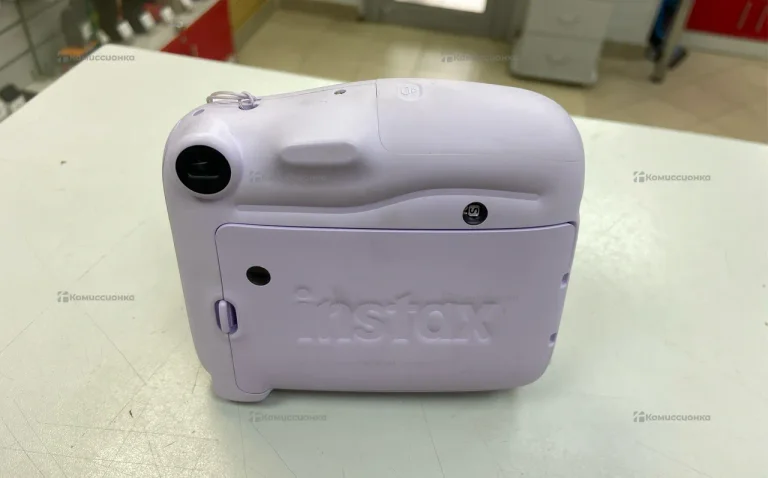 Фотоаппарат instax mini 11