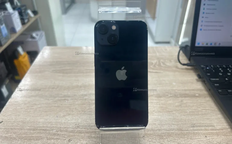Apple iPhone 13 4/128 ГБ