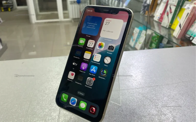 Apple iPhone 11 4/64 ГБ