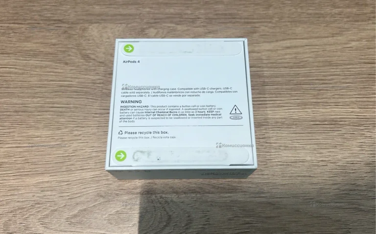 Apple AirPods 4