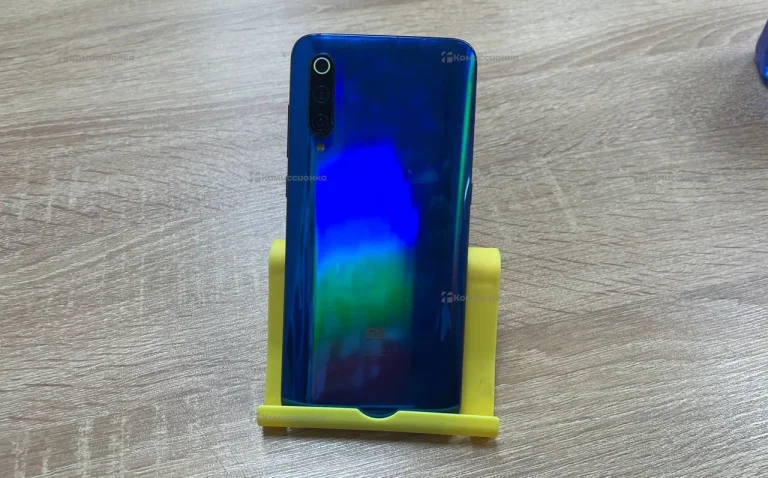 Xiaomi Mi 9 6/128 ГБ