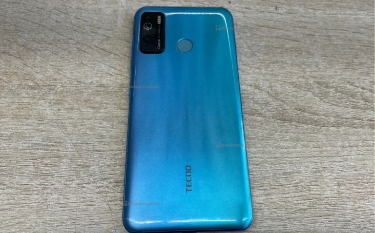 Tecno Camon 15 Air 3/64 ГБ