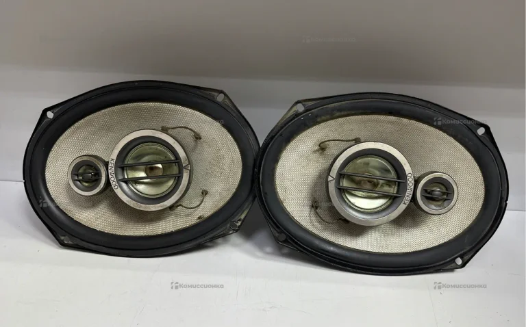 Колонка  Kenwood kfc-hq718