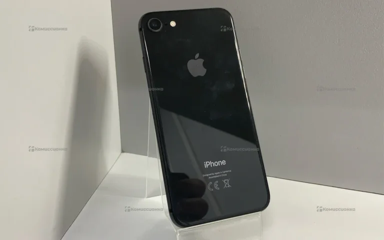 Apple iPhone 8 64 Гб