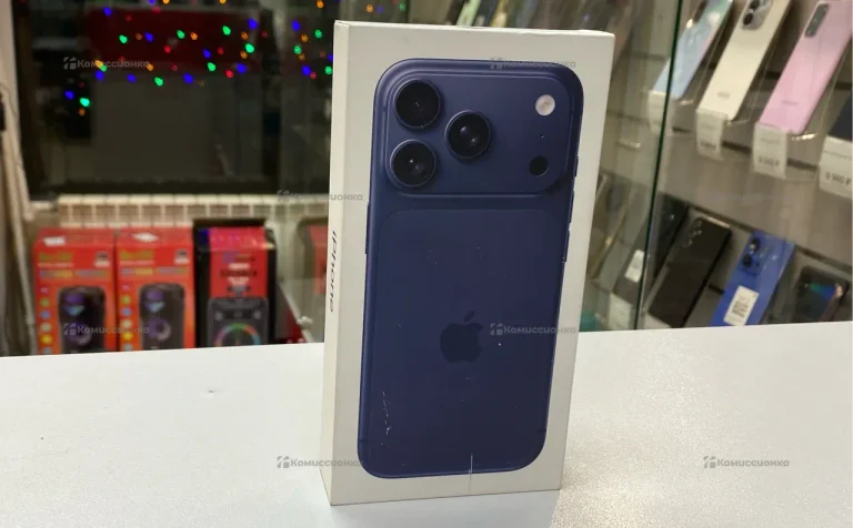 Apple iPhone 17 Pro 256 ГБ E-Sim