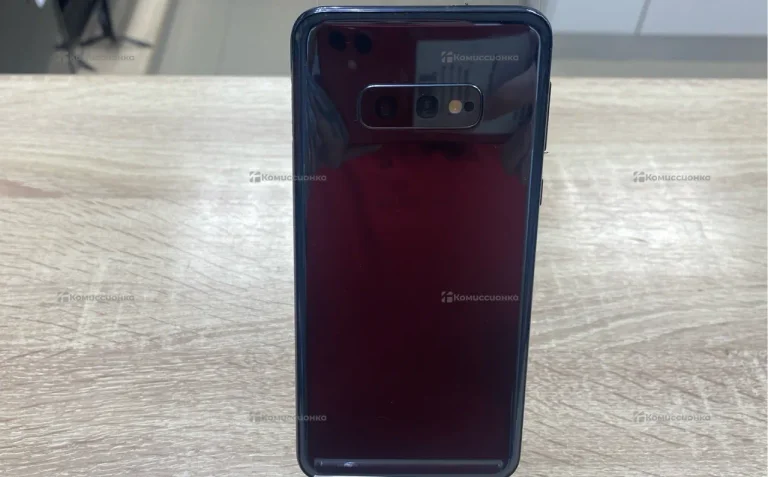 Samsung Galaxy S10e 8/128 ГБ