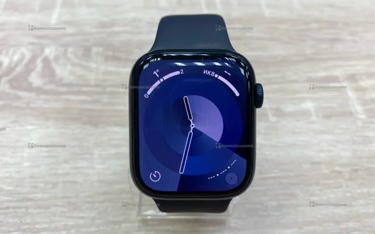 Часы  Apple Watch 7 45mm