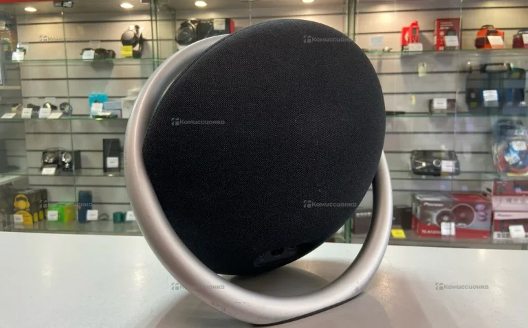 Колонка Harmon Onyx Studio 8