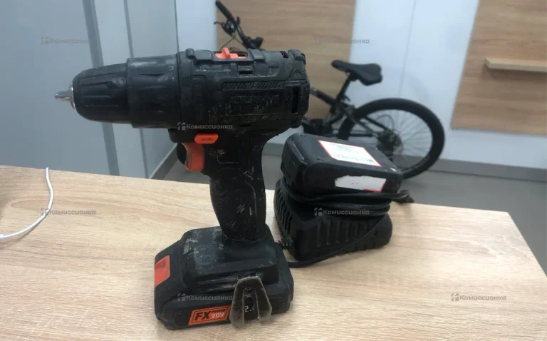 шуруповерт аккумуляторный 20v