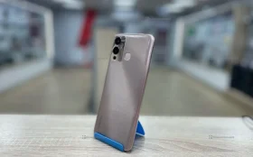 Infinix Hot 12 Play 4/64 ГБ