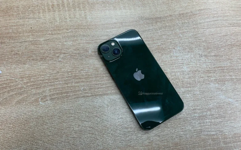 Apple iPhone 13 4/128 ГБ