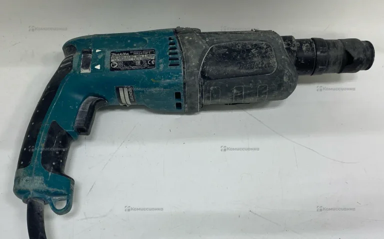 Перфоратор Makita HR2470FT