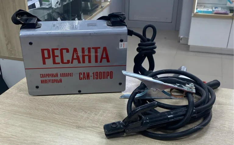 Сварочный аппарат РЕСАНТА САИ-190ПРОФ