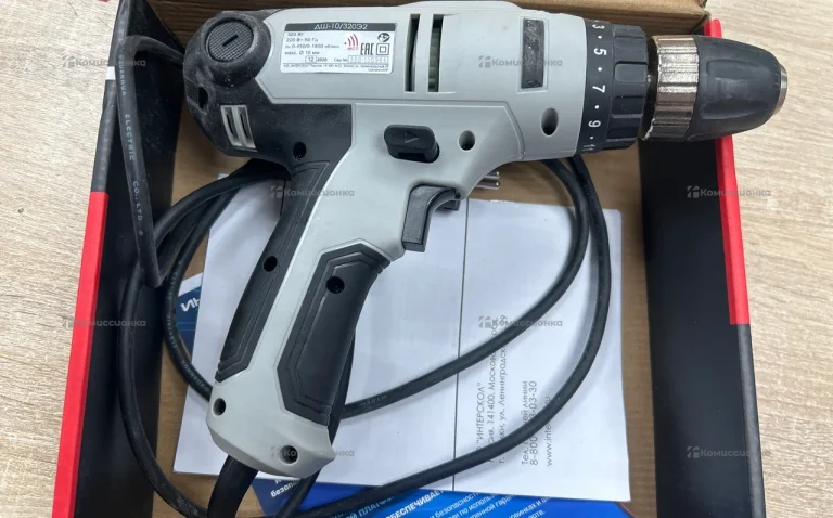 Дрель-шуруповерт Интерскол ДШ-10/320Э2