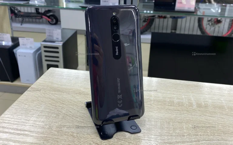 Xiaomi Redmi 8 3/32 ГБ