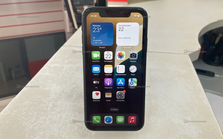 Apple iPhone XR 3/64 ГБ