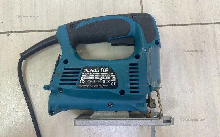 Электролобзик Makita 4329