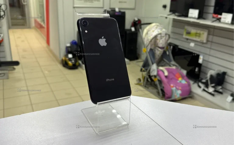 Apple iPhone XR 3/128 ГБ