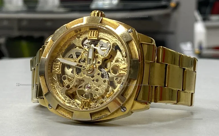 Часы золотые