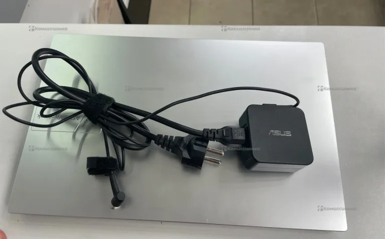 Ноутбук vivobook