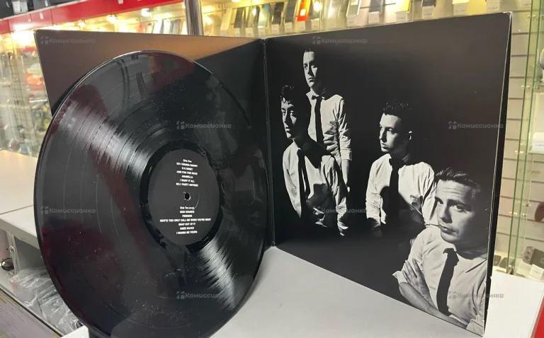 Виниловая пластинка Arctic Monkeys