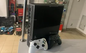Приставка Xbox One 1tb