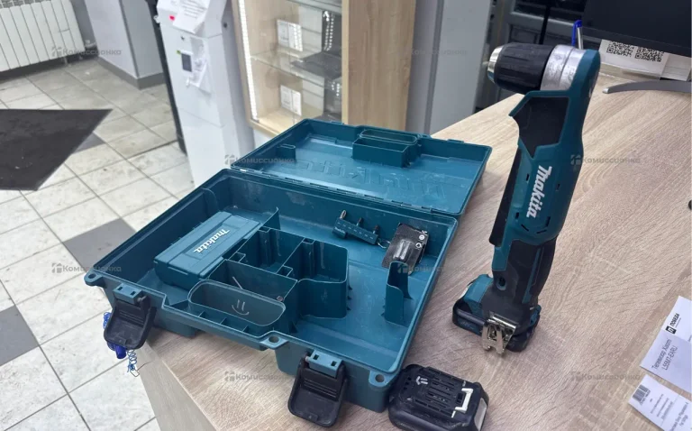 Аккумуляторная угловая дрель-шуруповерт Makita DA