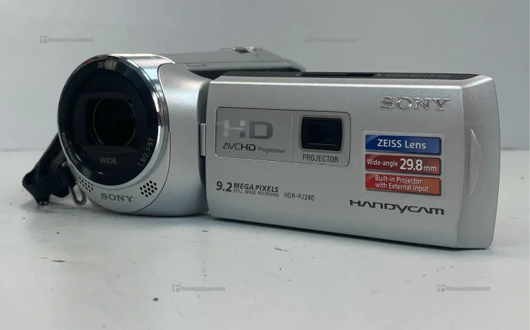 Видеокамера  Sony HDR PH240E