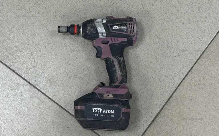 ударный гайковерт аккумуляторный Км Атом CIW-181L