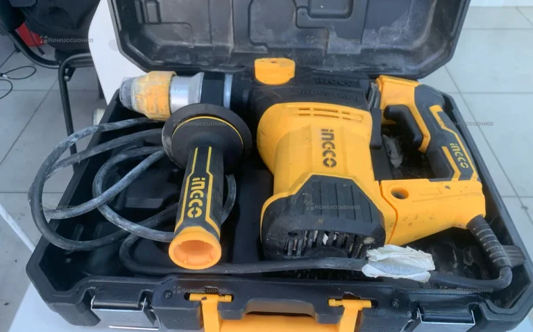 Отбойный перфоратор Ingco RH10506