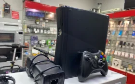 Приставка Xbox 360 S