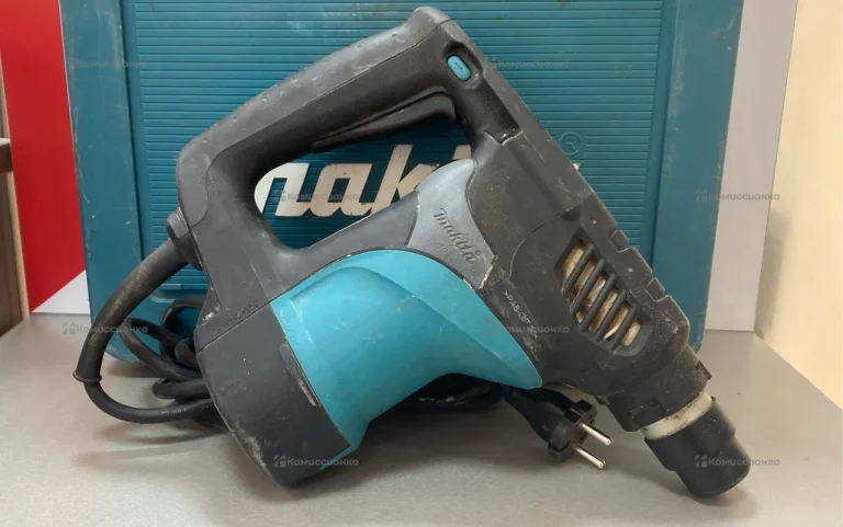 Перфоратор makita HR2810