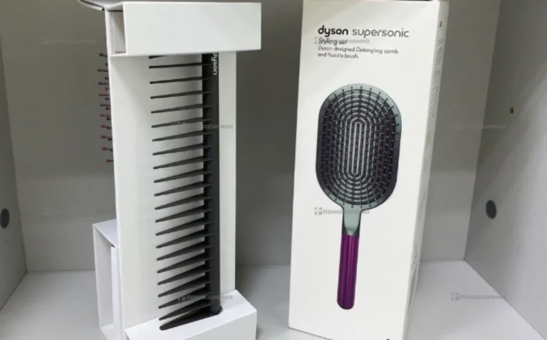 Набор расчесок Dyson подарочный набор